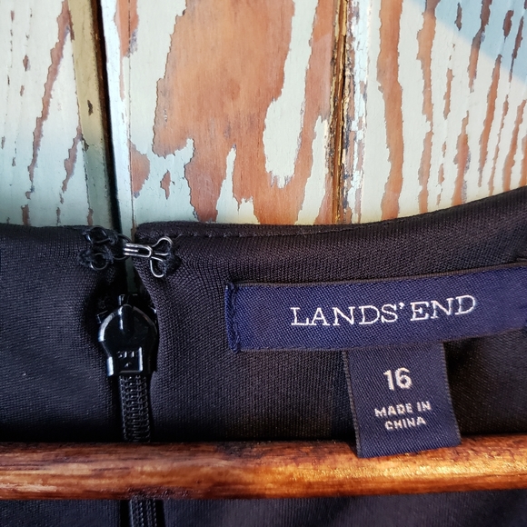 Size 16 LandsEnd - Picture 7 of 8